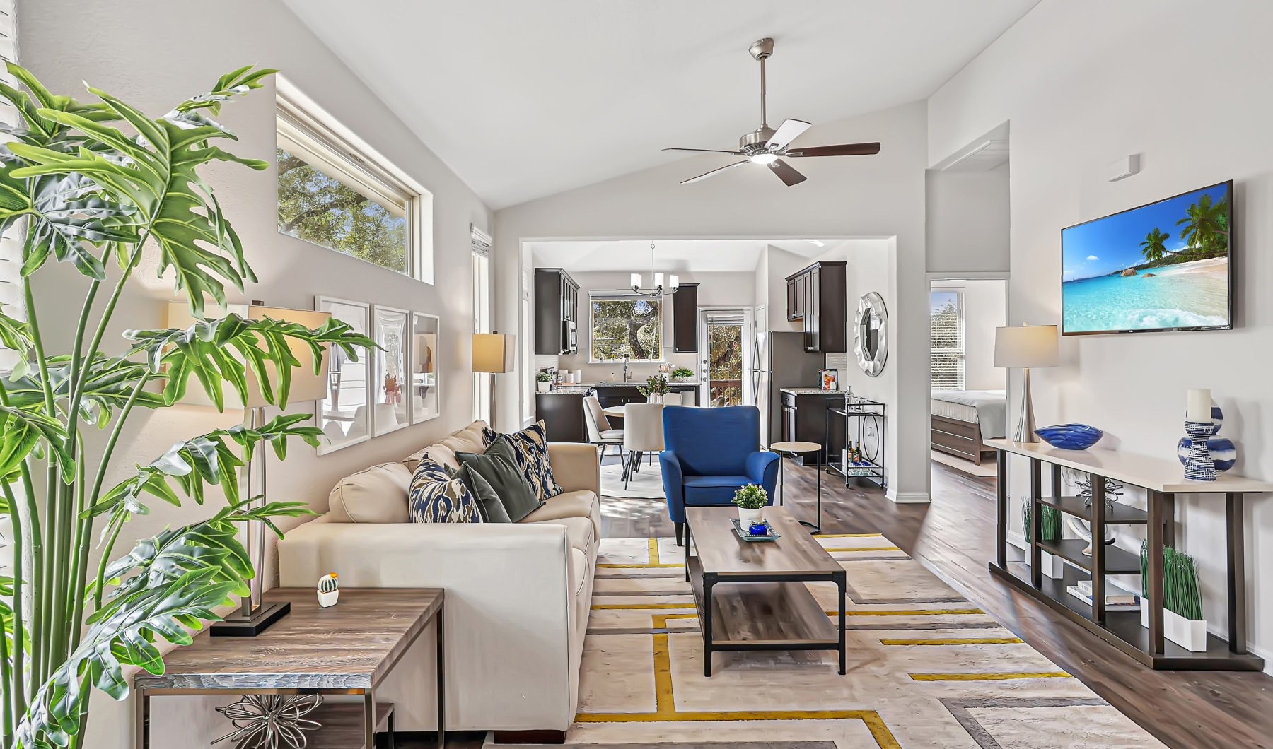 Effortless Home Living Effortless Home Living